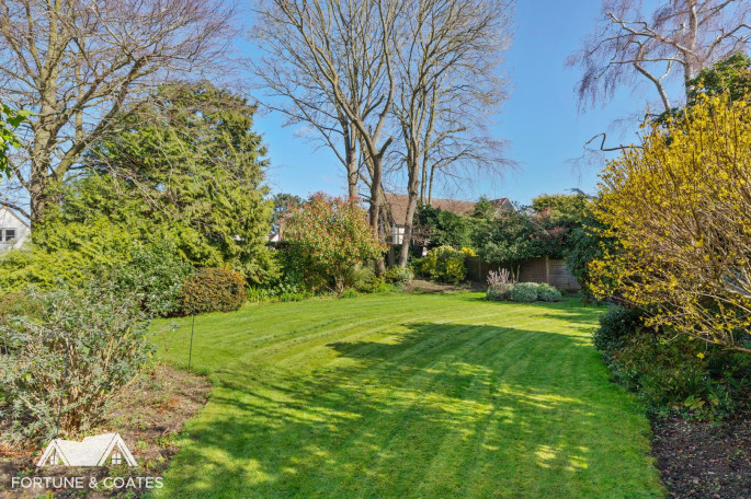 Flat 2 Hilsborough House