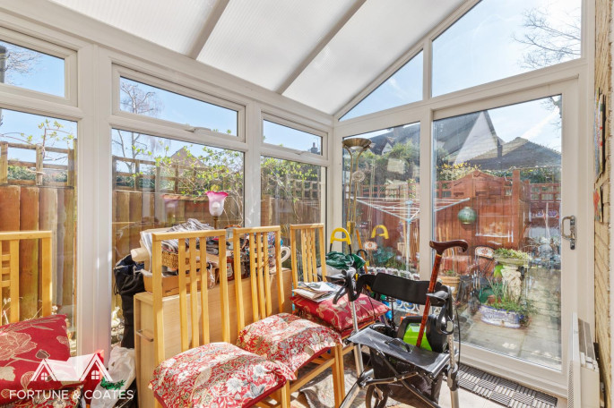 Flat 2 Hilsborough House