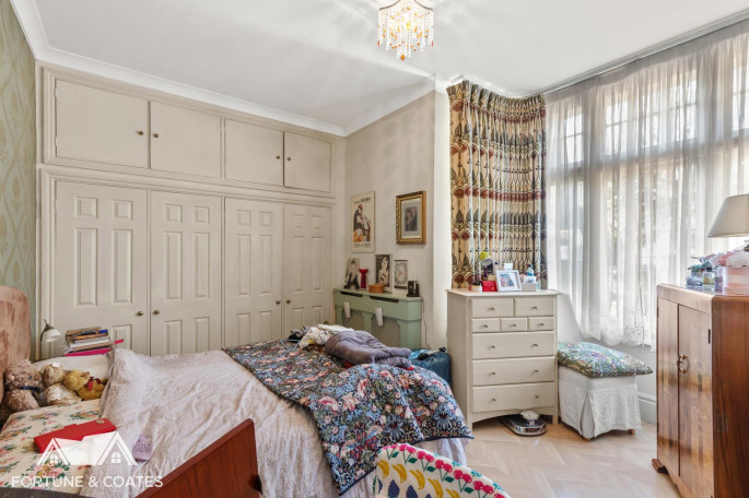 Flat 2 Hilsborough House