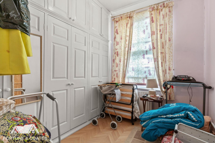 Flat 2 Hilsborough House