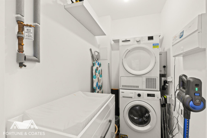 13, Coulter House Great Ley Road, Newhall