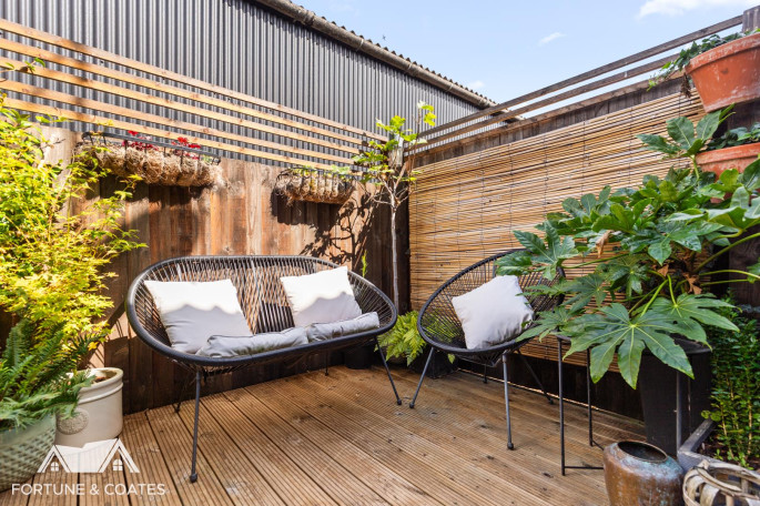 2 The Old Dairy, Tharbies Farm