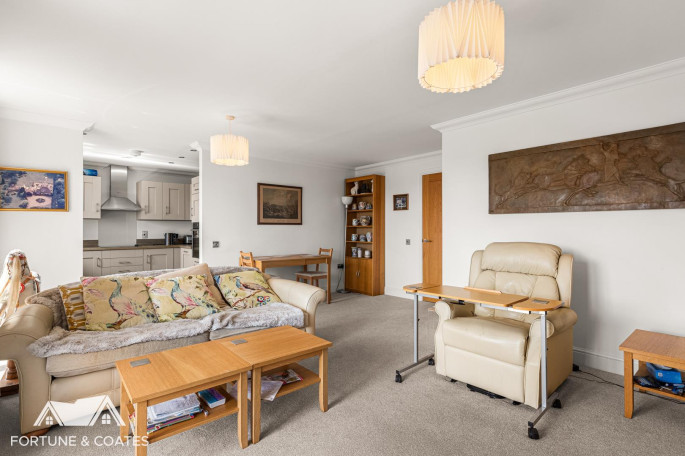 46 Debden House Debden Grange