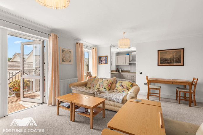 46 Debden House Debden Grange