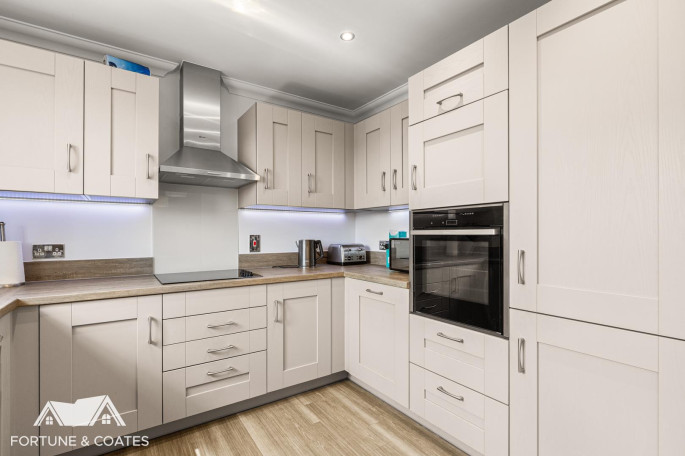 46 Debden House Debden Grange