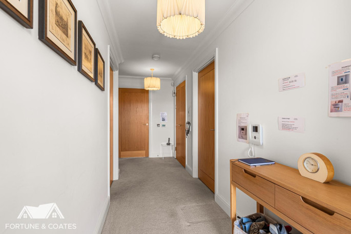 46 Debden House Debden Grange