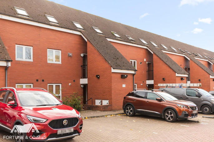 15 Netteswell Orchard