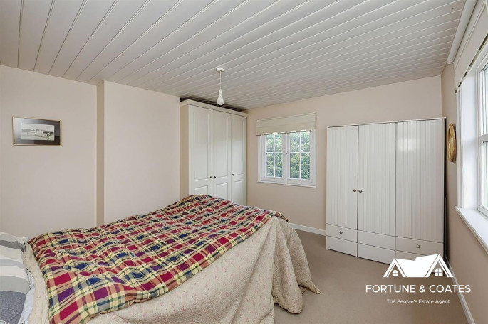 6 Rose Cottages Mill Street