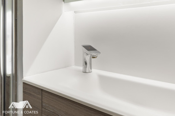 71 Moore House Edinburgh Gate