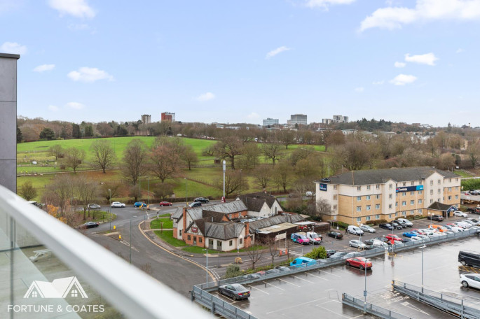 71 Moore House Edinburgh Gate