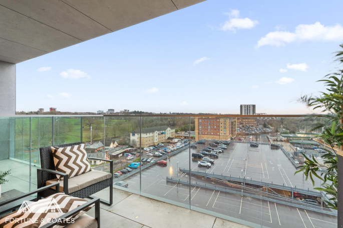 71 Moore House Edinburgh Gate