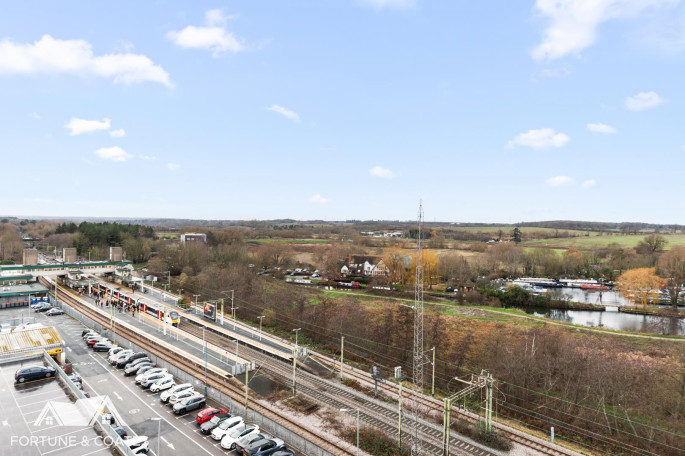 71 Moore House Edinburgh Gate
