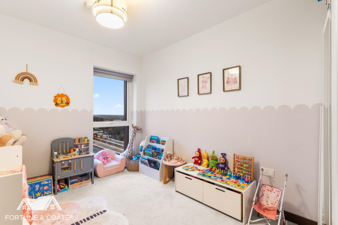 71 Moore House Edinburgh Gate