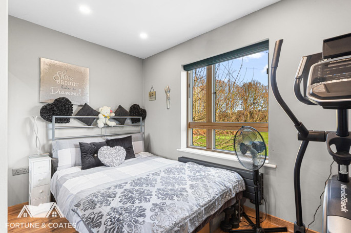 16 Great Auger Street