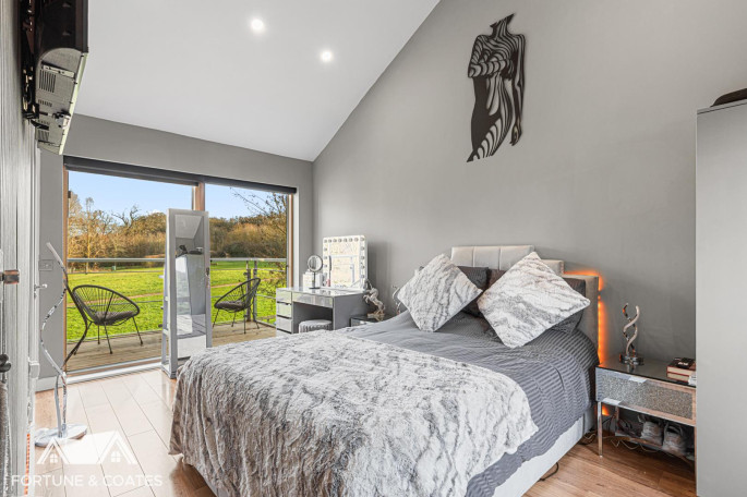 16 Great Auger Street