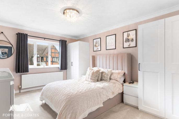 15 Hawthorns Riddings Lane