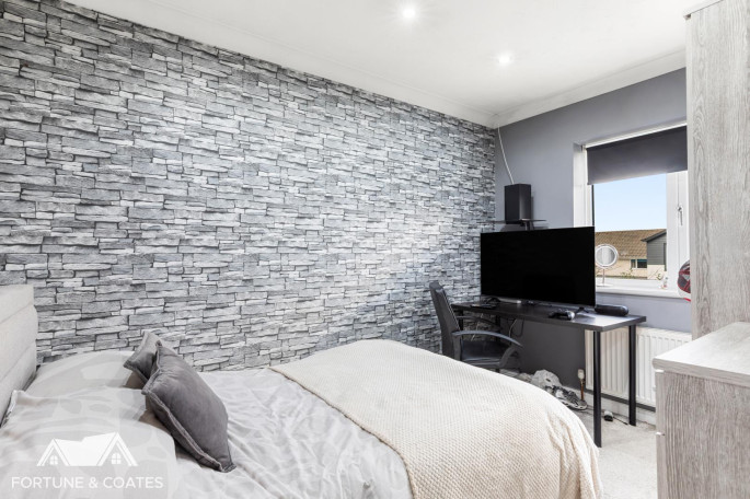 15 Hawthorns Riddings Lane