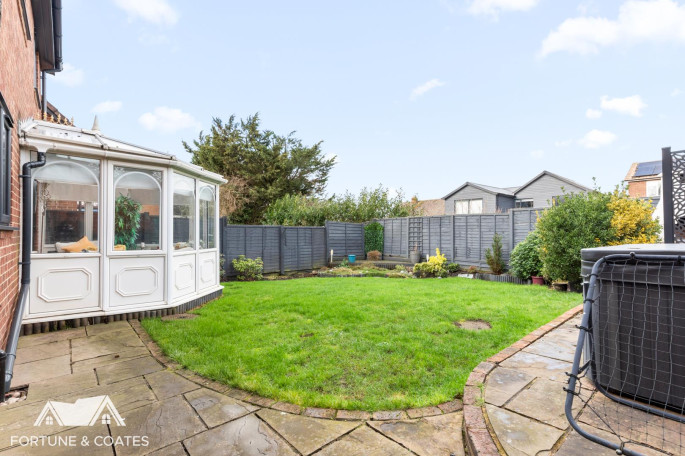 15 Hawthorns Riddings Lane