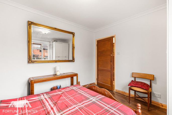 118 Finchingfield Avenue