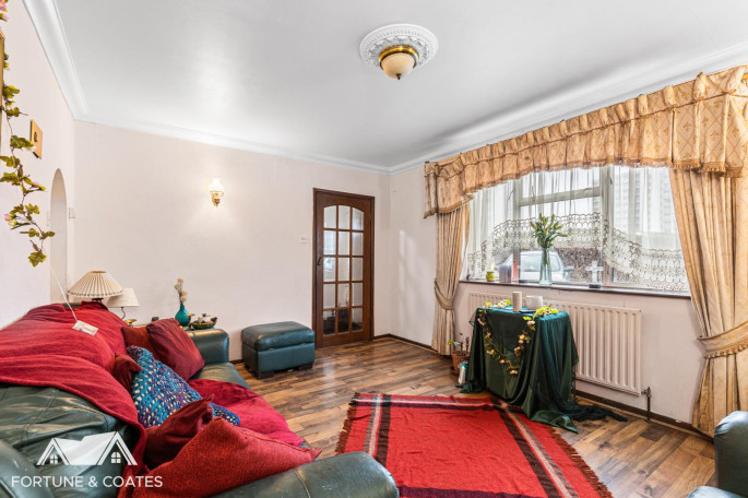 118 Finchingfield Avenue