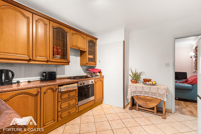 118 Finchingfield Avenue