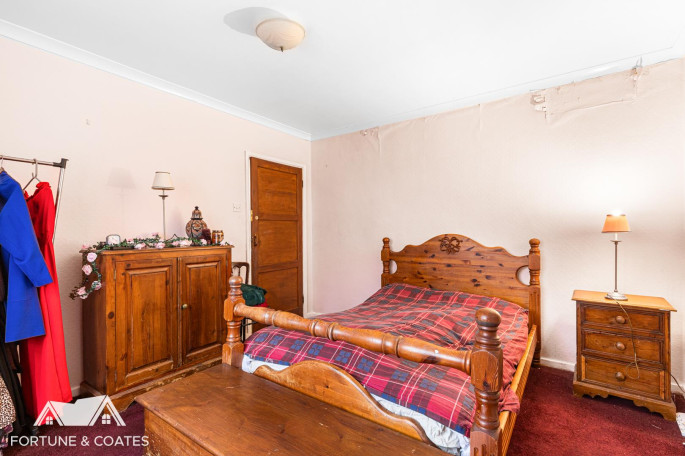 118 Finchingfield Avenue