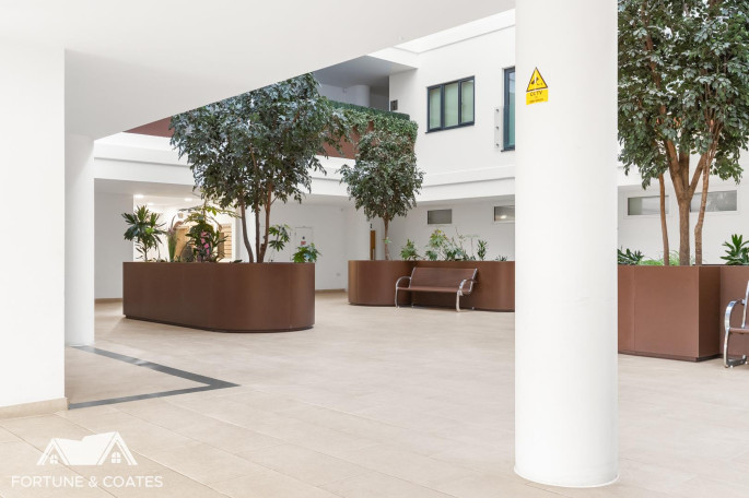 Flat 99, Edinburgh House Edinburgh Gate