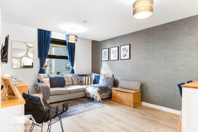 Flat 99, Edinburgh House Edinburgh Gate