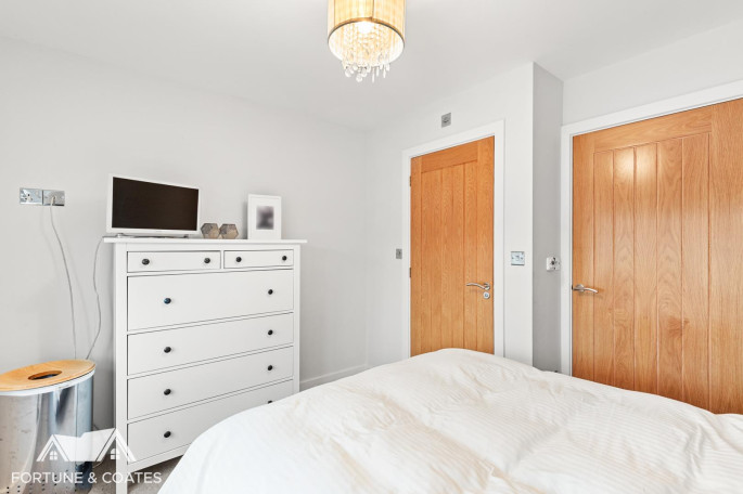 6 Hazelwood Park Hastingwood Road