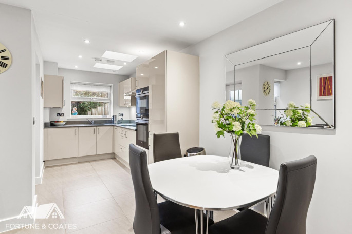 6 Hazelwood Park Hastingwood Road