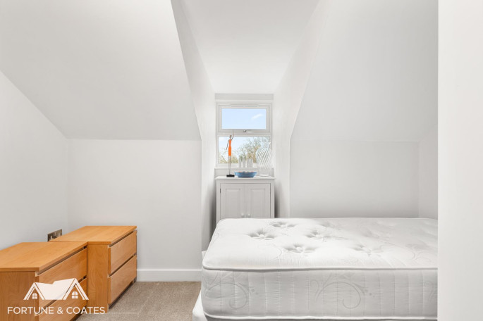 6 Hazelwood Park Hastingwood Road