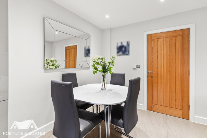 6 Hazelwood Park Hastingwood Road